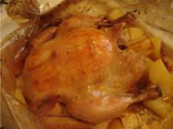 Курица с картофелем, запеченная под майонезом